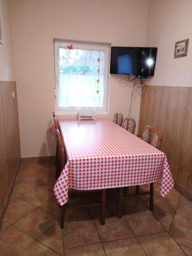 Budai Vám Apartmanház Pécs Exterior foto