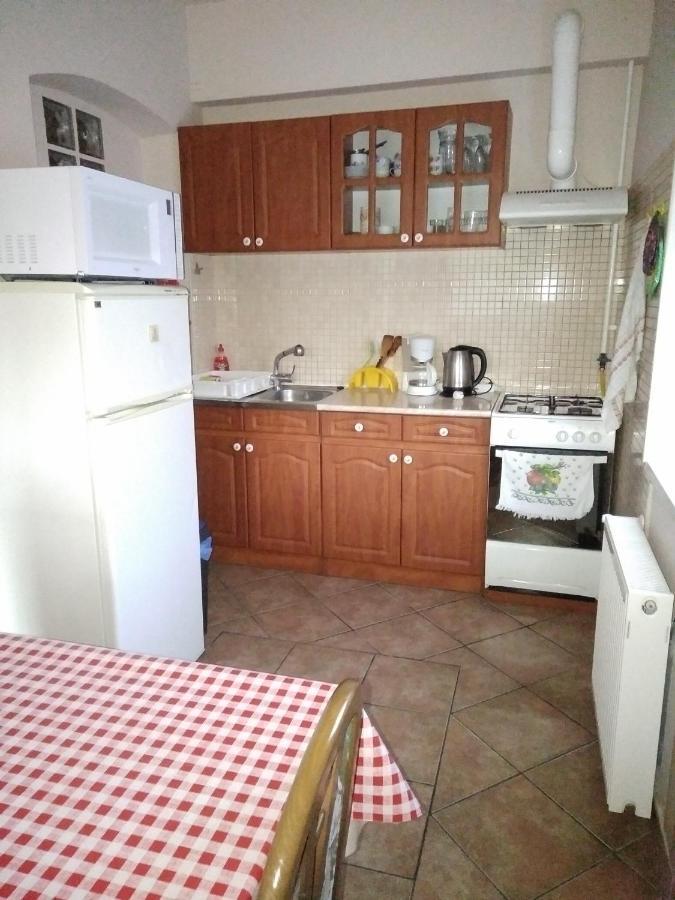 Budai Vám Apartmanház Pécs Exterior foto